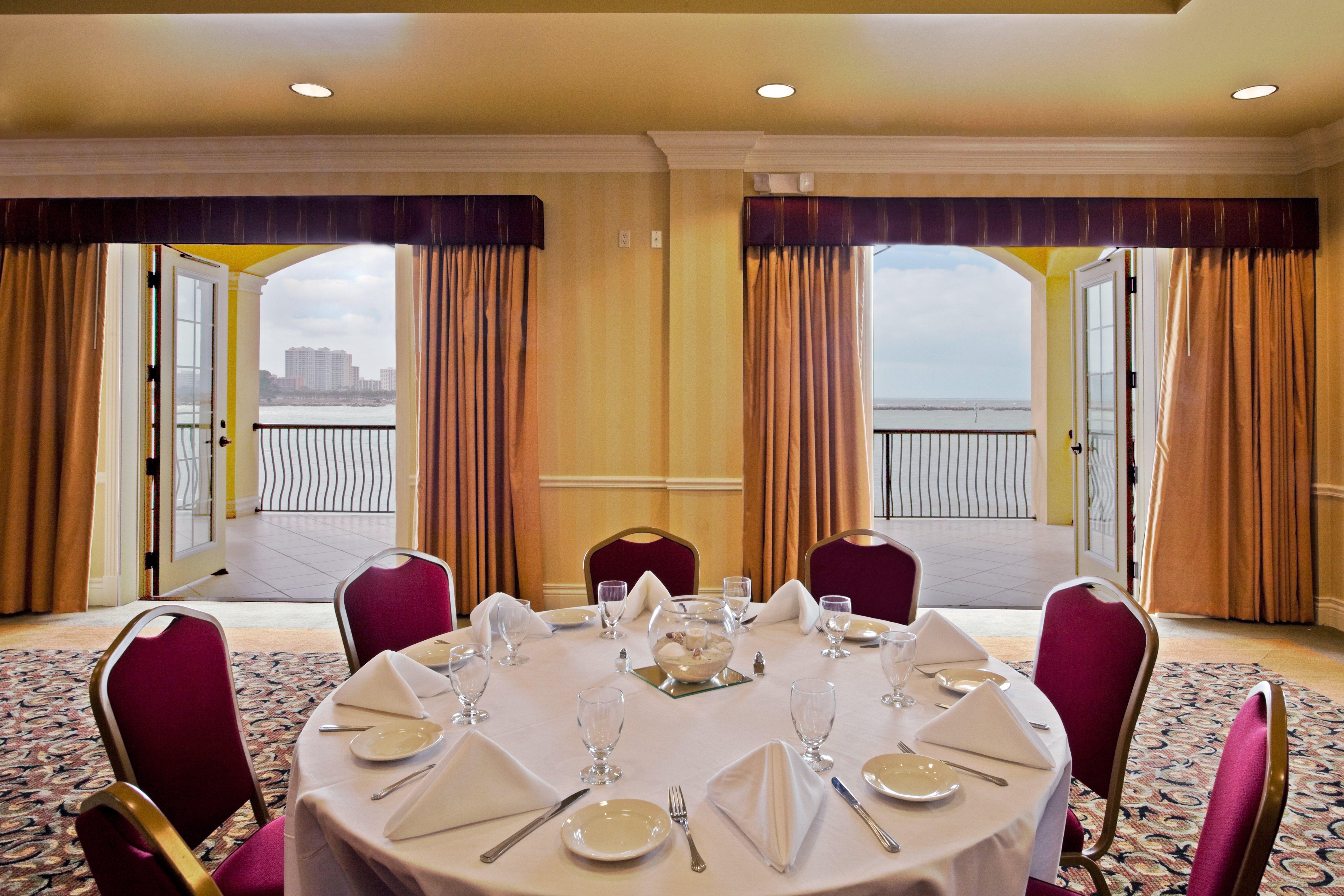 Holiday Inn & Suites Clearwater Beach By Ihg Exterior foto
